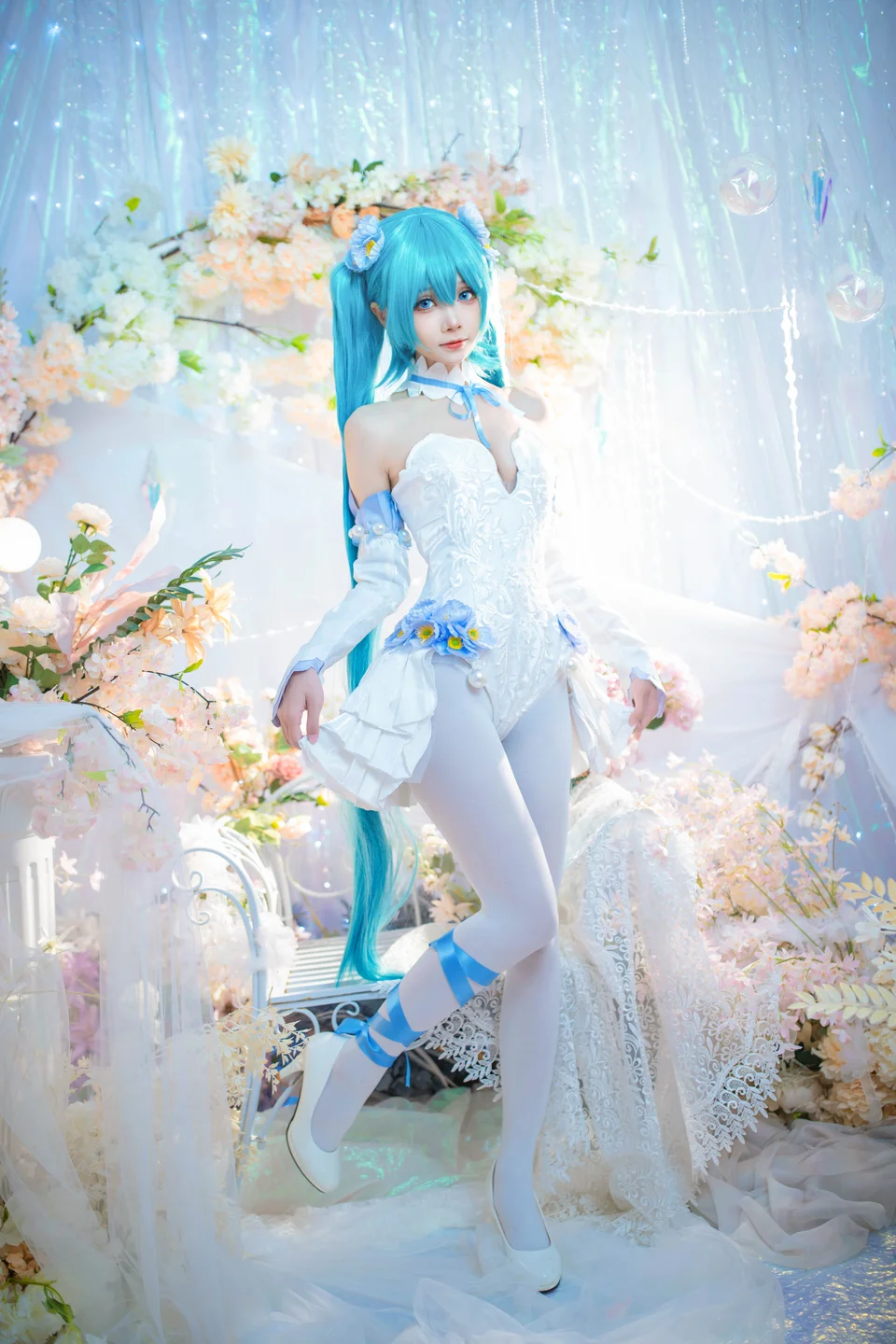 艾西Aiwest - 初音 粉蝶花 [42P] icoser.la (044).webp